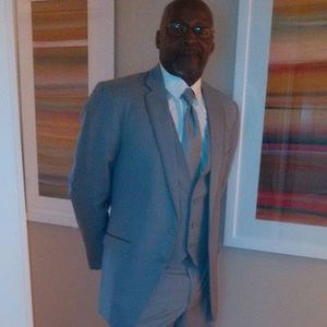 Meet your Posher, Christopher